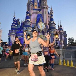 Fundraising Page: Leah Burgess